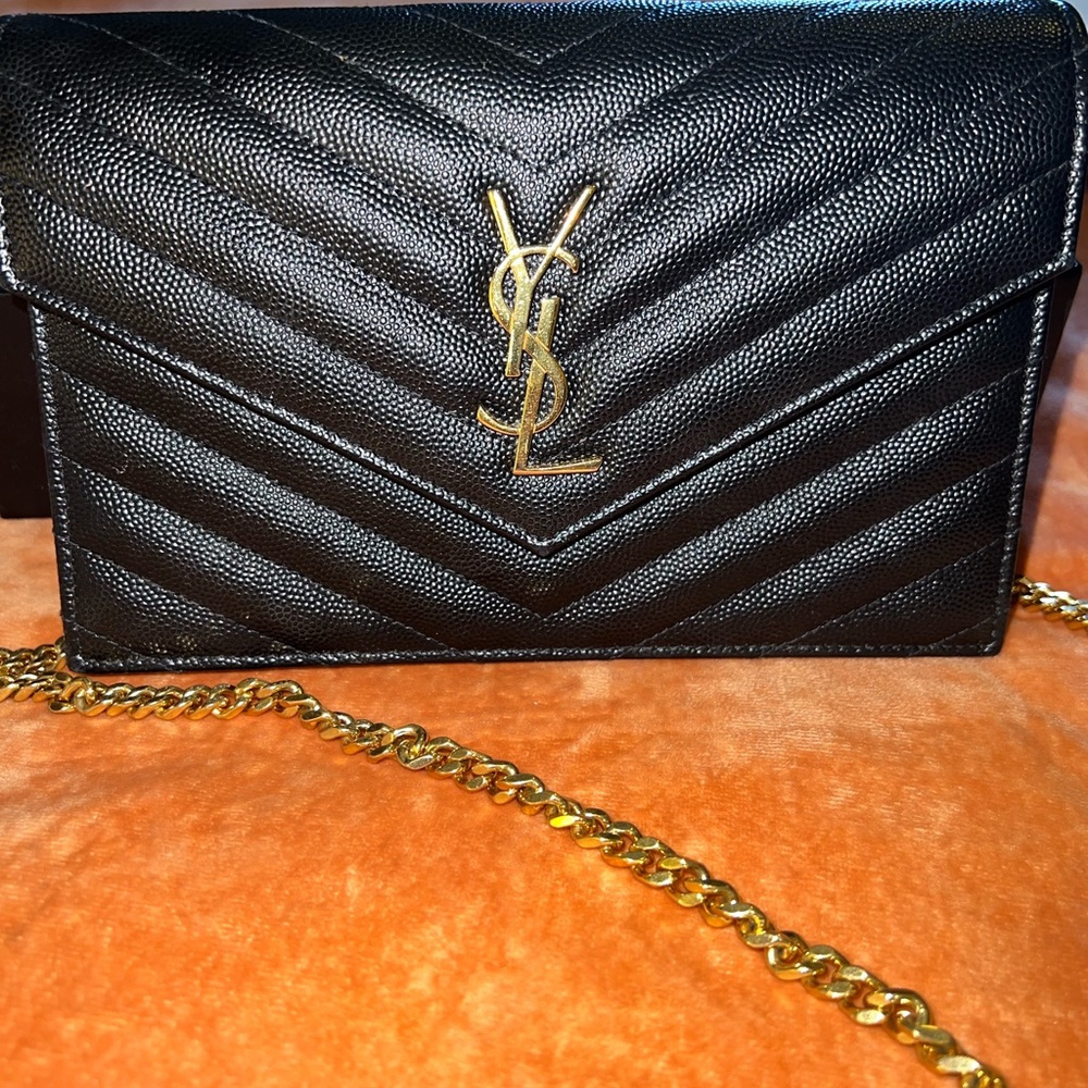 Small monogram matelasse leather wallet on chain black 7/8 inc - Picture 4 of 7